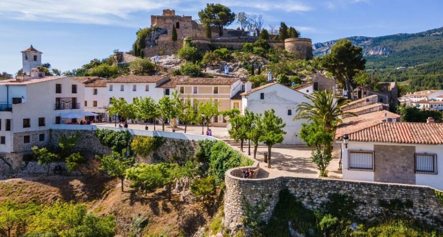 Alicante cultural route by car – MARQ to Santa Barbara Castle